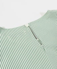 首元後ろ(グリーン)