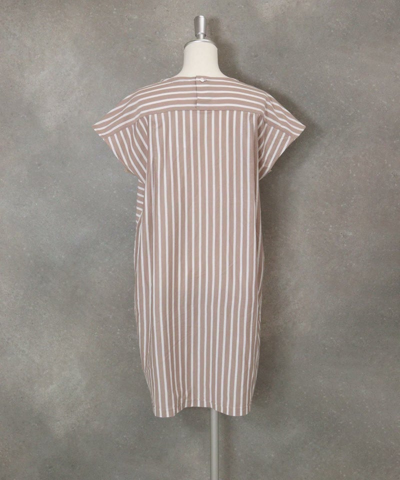 オーガニックコットンボーダーワンピース(ベージュ)後ろ