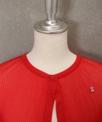 首元アップ(レッド)