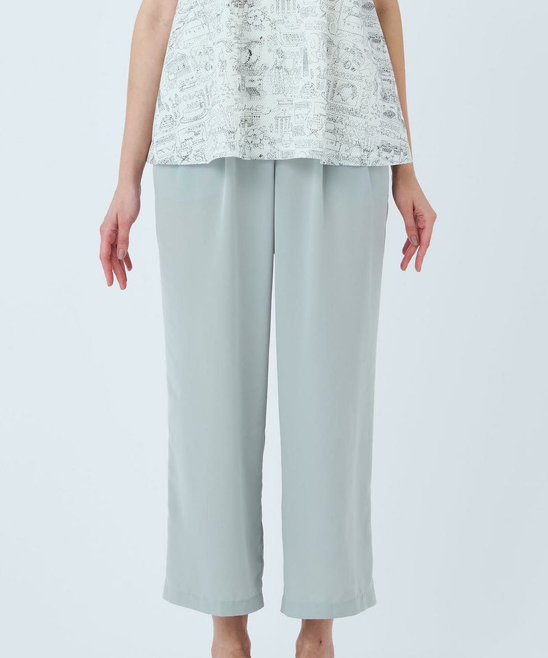 モデル着用画像(ライトグリーン)