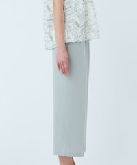 モデル着用画像(ライトグリーン)