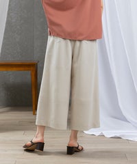 モデル着用画像（ベージュ）