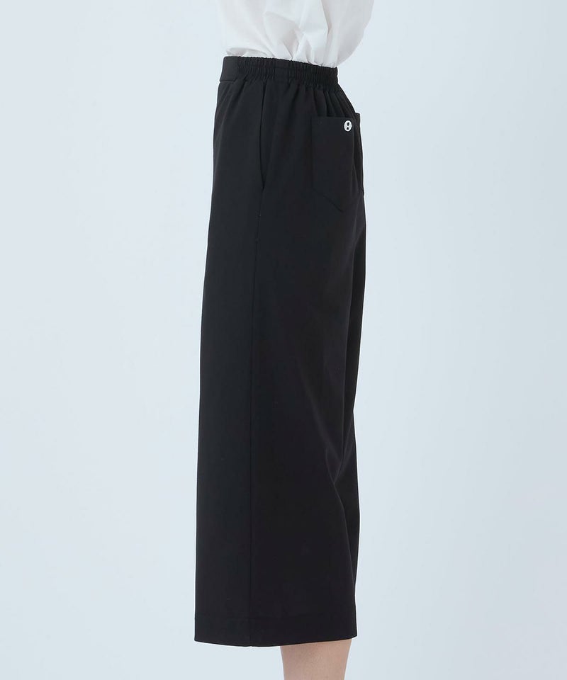 モデル着用画像（ブラック）