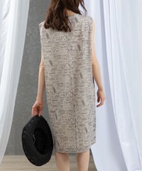 モデル着用画像(ベージュ)