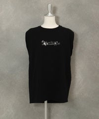 ボックス型ノースリトップス(ブラック)