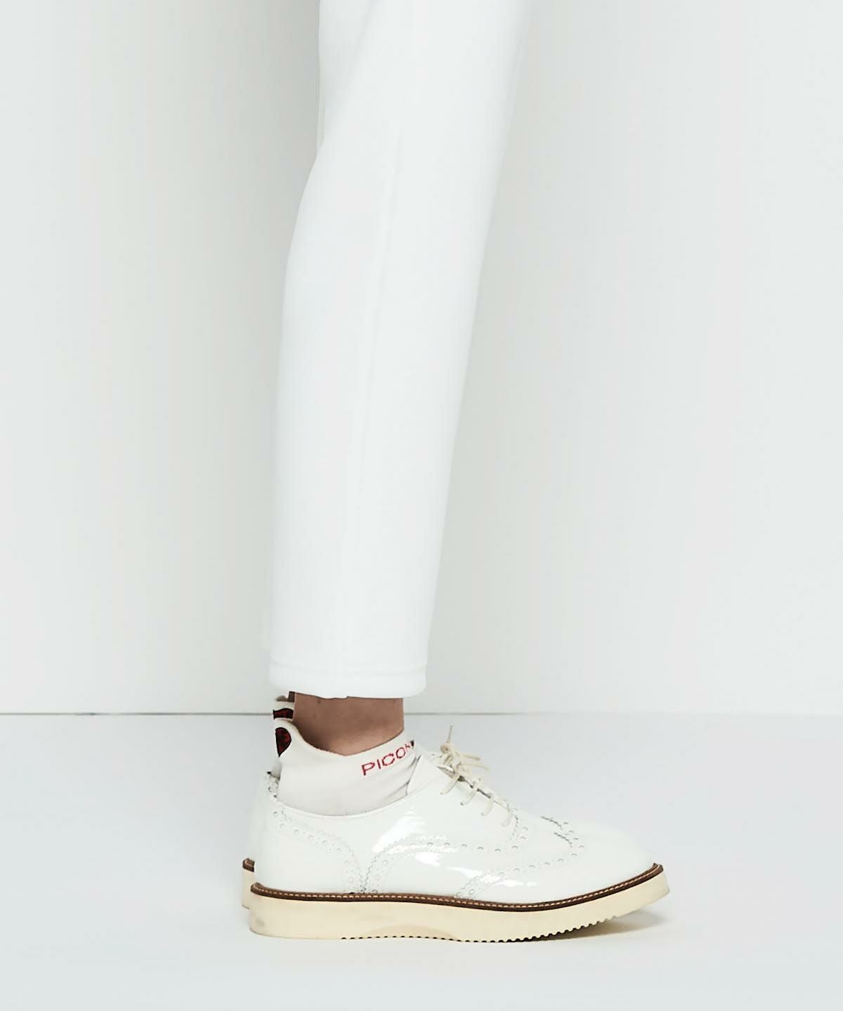 モデル着用画像（ホワイト）