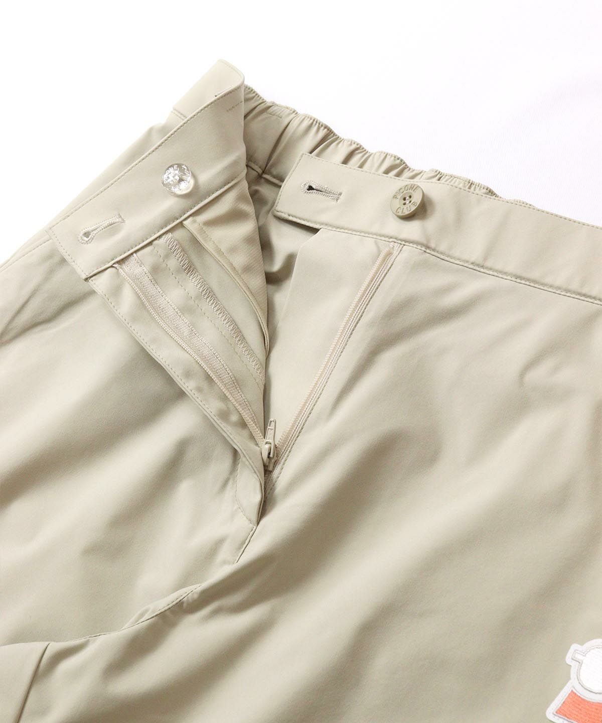 ジップフライ部分（ベージュ）