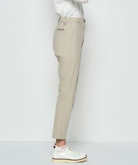 モデル着用画像（ベージュ）