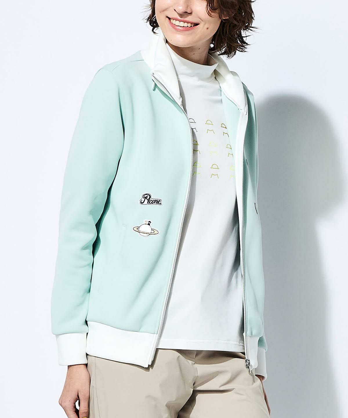 モデル着用画像（ライトグリーン）