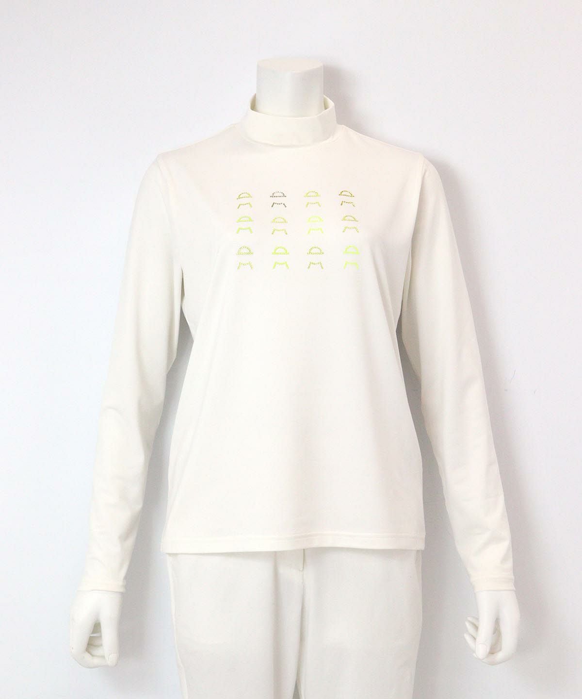 ピコ柄ストーンプルオーバー 後ろ（ホワイト）