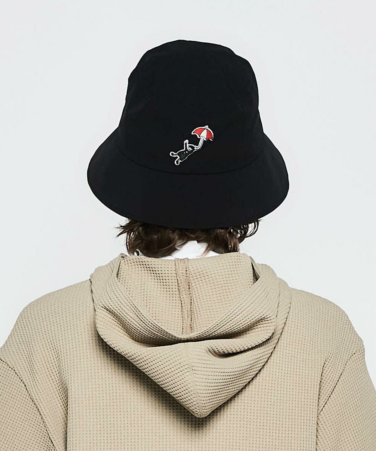 モデル着用画像（ブラック）