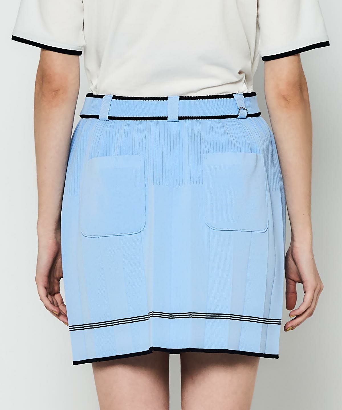 モデル着用画像(ブルー)