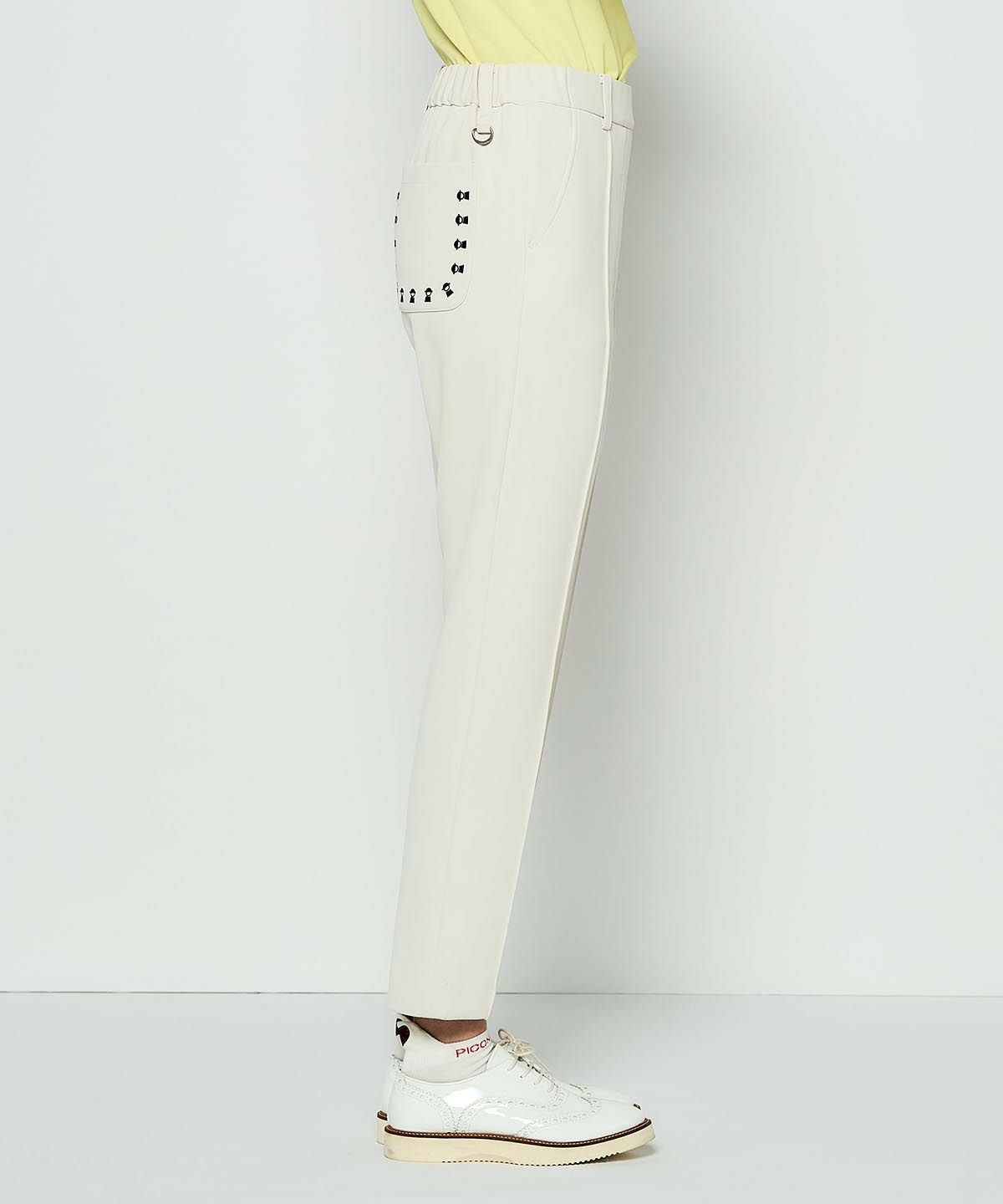 モデル画像（ベージュ）