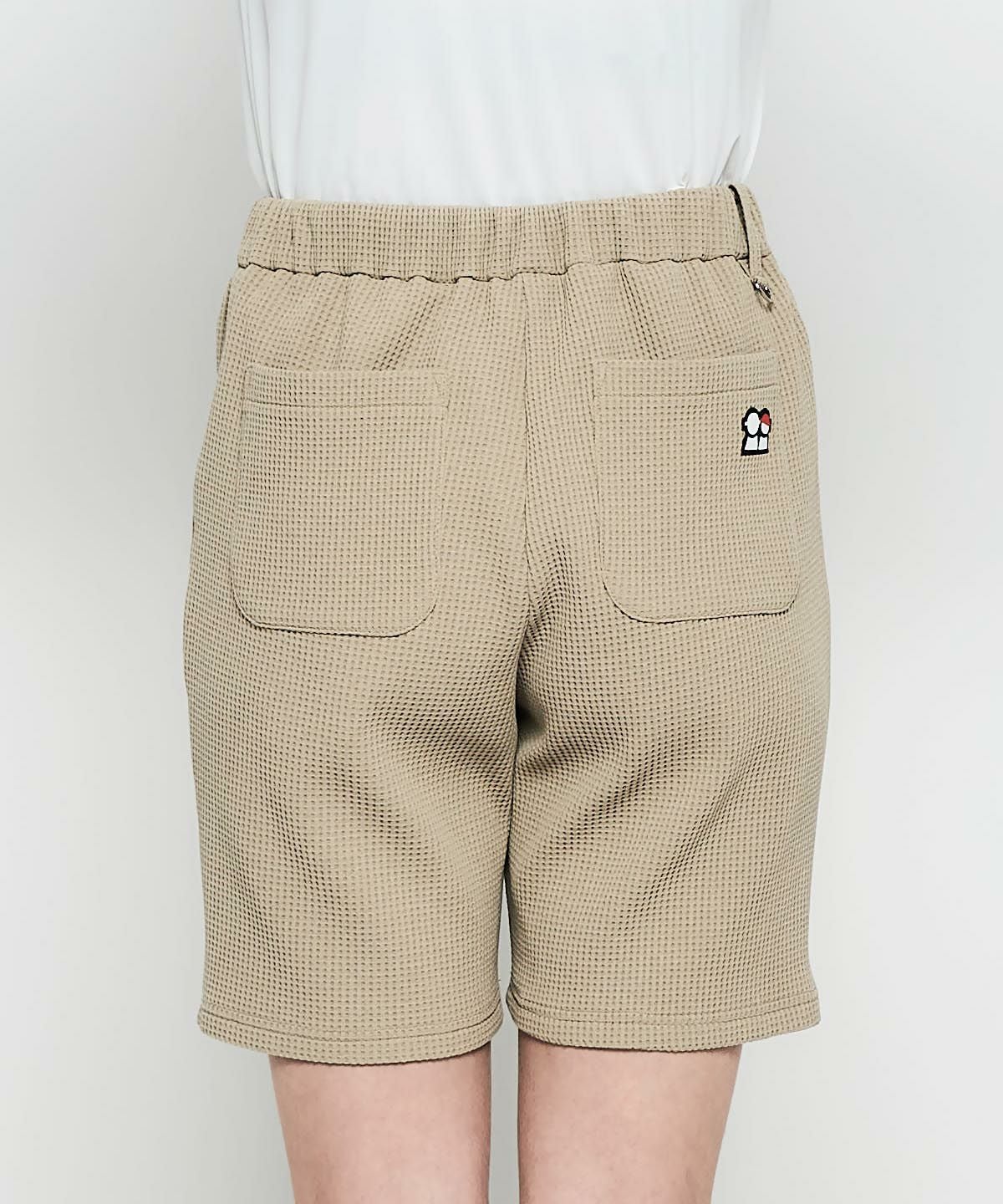 モデル画像（ベージュ）