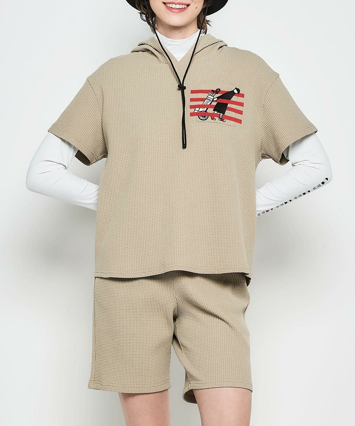 モデル画像（ベージュ）