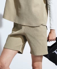 モデル画像（ベージュ）