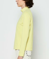 モデル着用画像（イエロー）