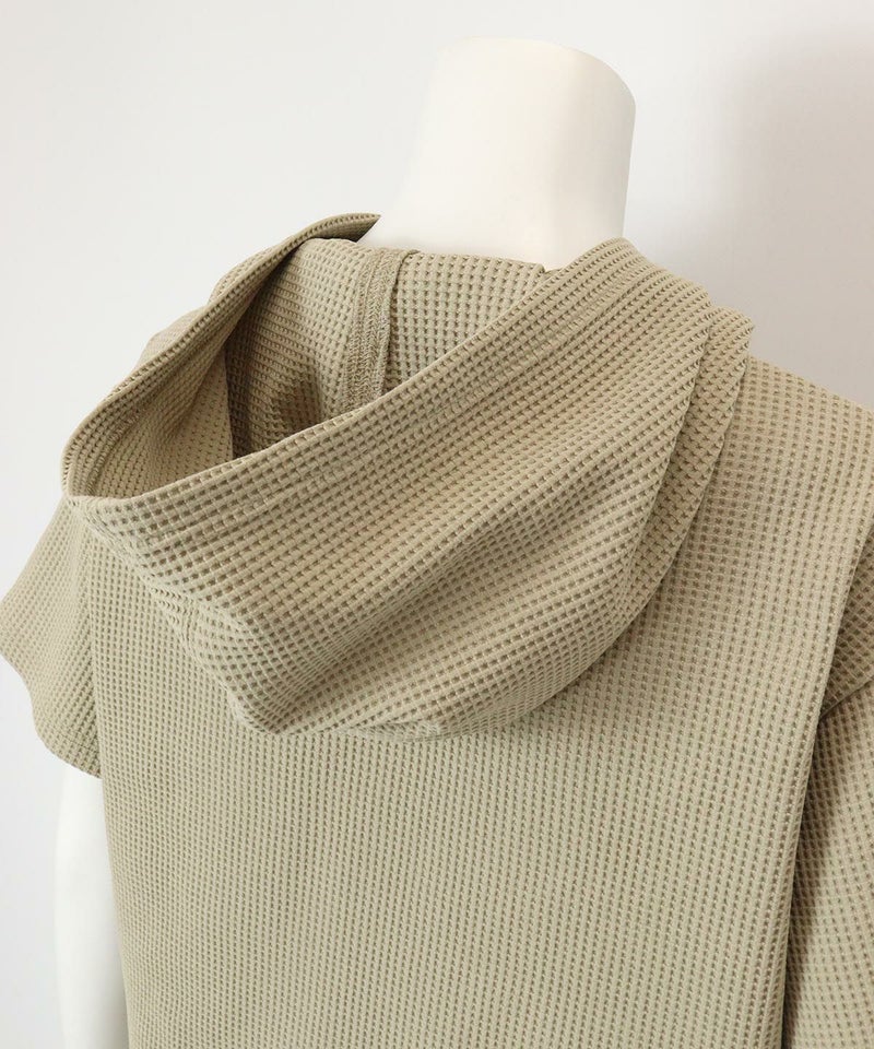 フード部分（ベージュ）