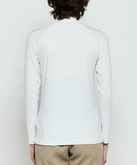 モデル着用画像（ホワイト）