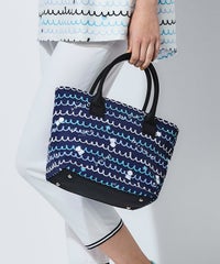 モデル着用画像（ホワイト×ブルー）