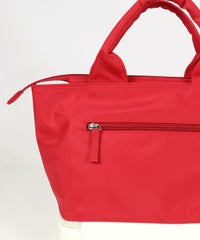 後ファスナー部分（レッド）