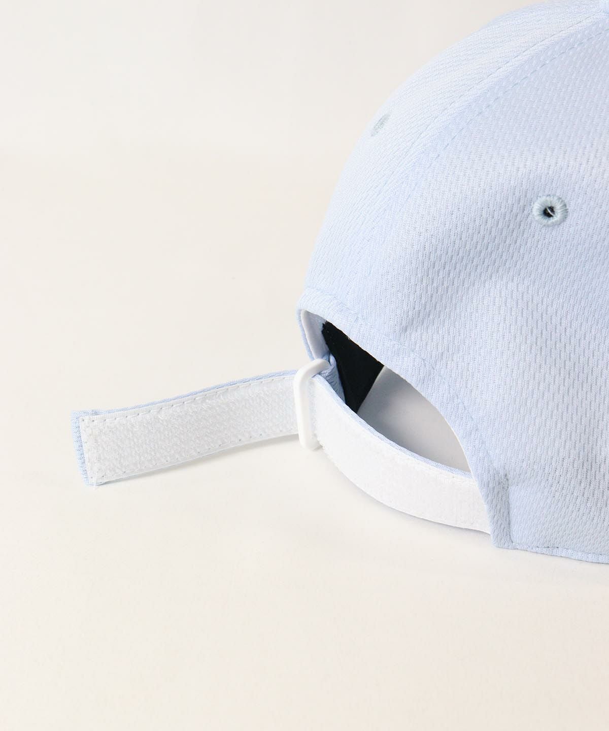 マジックテープ部分(ライトブルー)