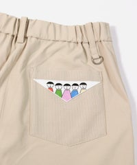 後ポケット部分（ベージュ）