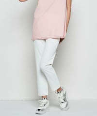 モデル着用画像（ホワイト）