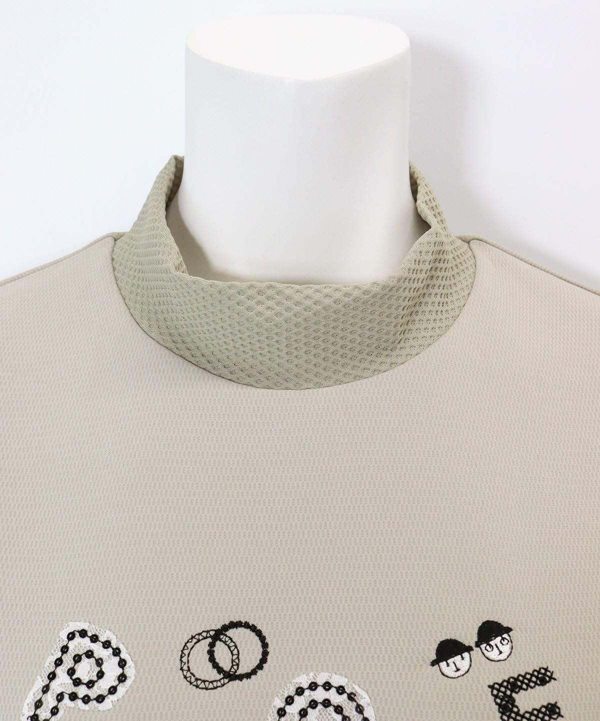 スパンコール刺繍ハイネックプルオーバー|ピッコーネクラブ