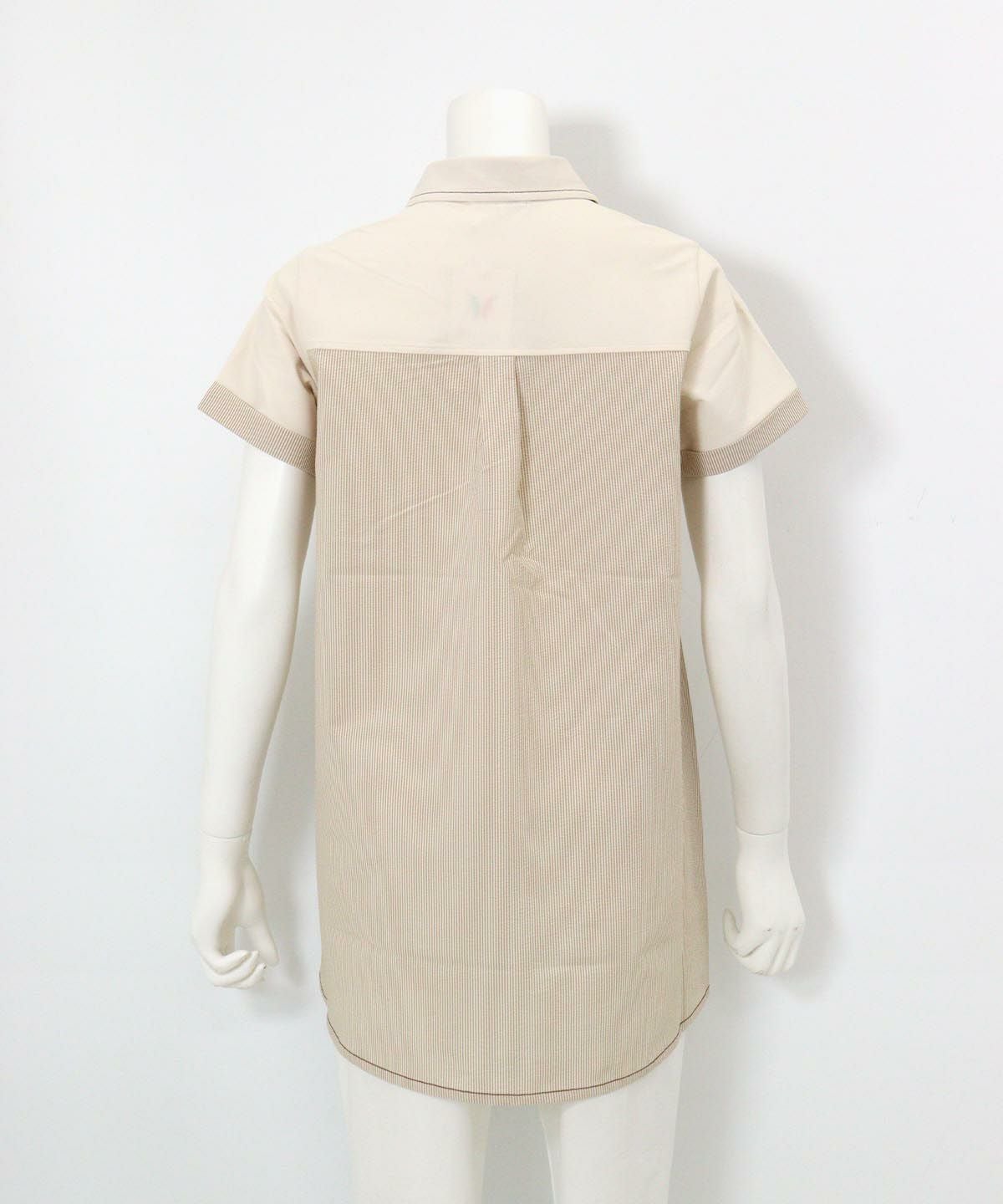 サッカーストライプ切替UV冷感ポロシャツ(ベージュ)後ろ