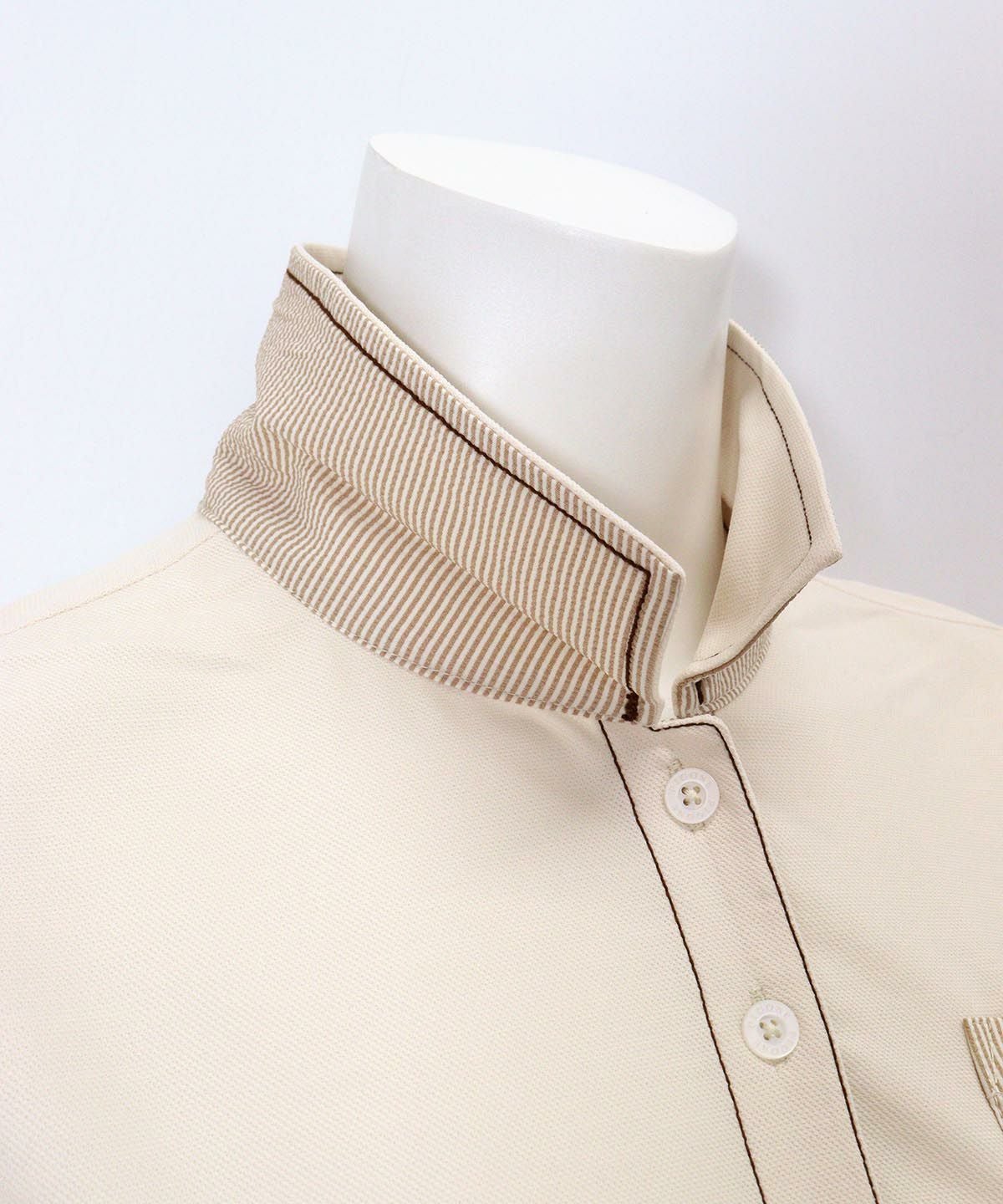 首元(ベージュ)