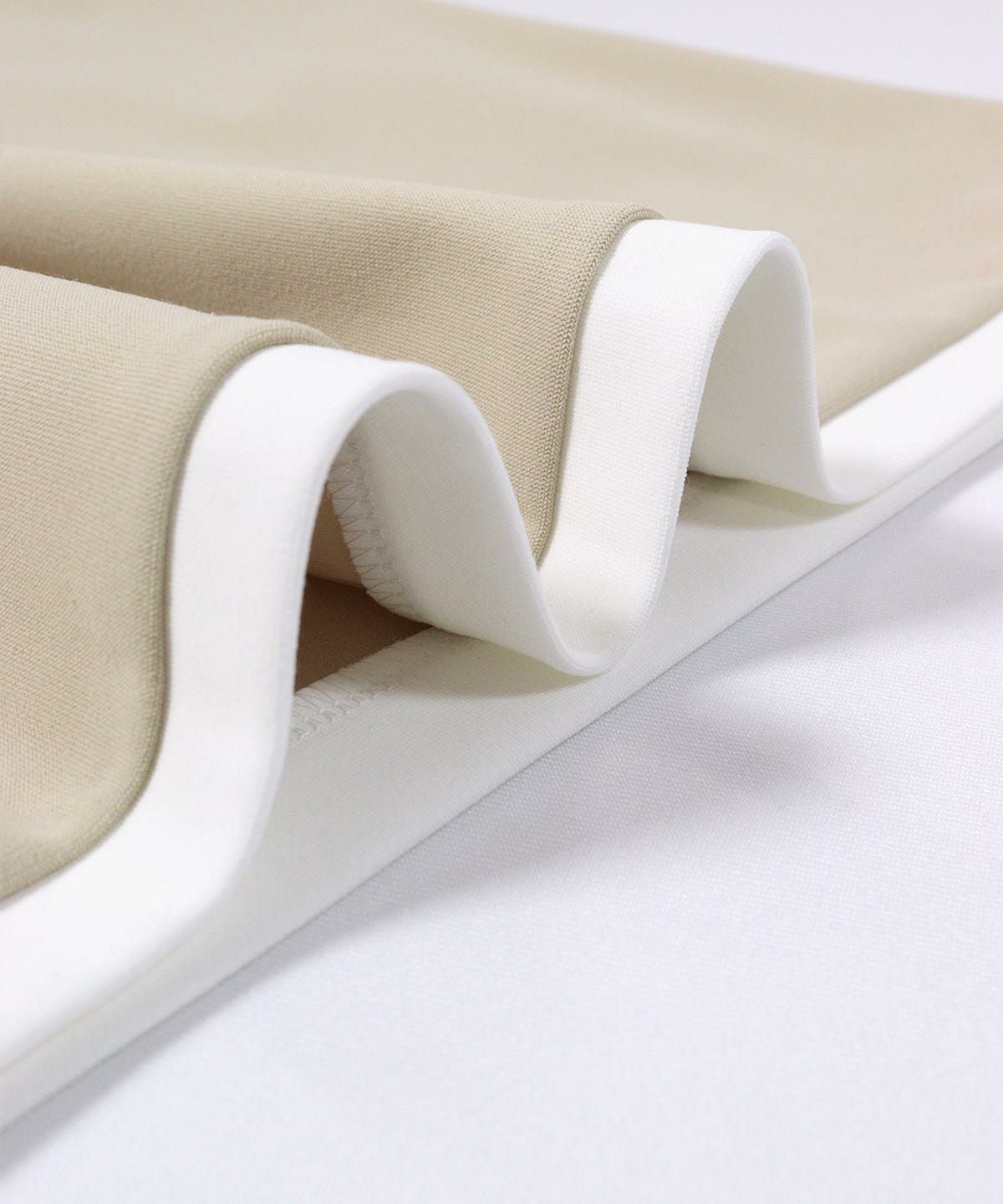 生地感(ベージュ)