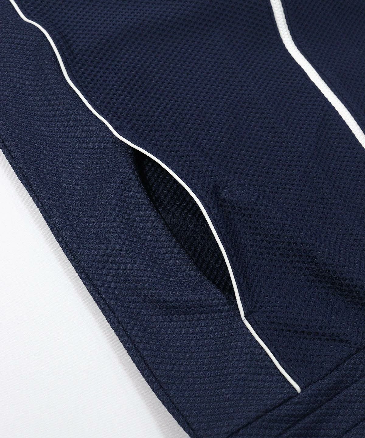 ポケット部分（ネイビー）