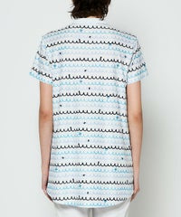 モデル着用画像(ホワイト×ブルー)