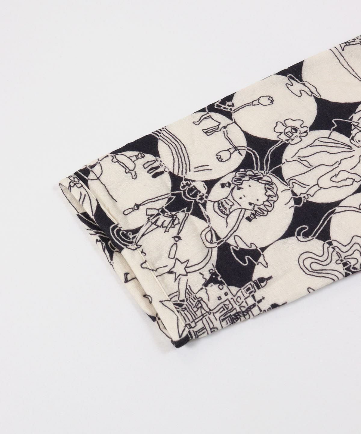 袖(ブラック×ベージュ)