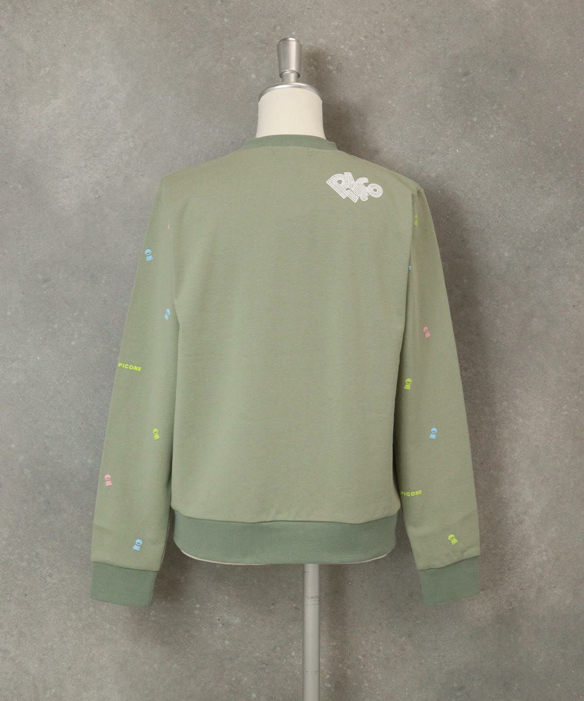 ミニプリント裏毛スウェット 後ろ（カーキ）