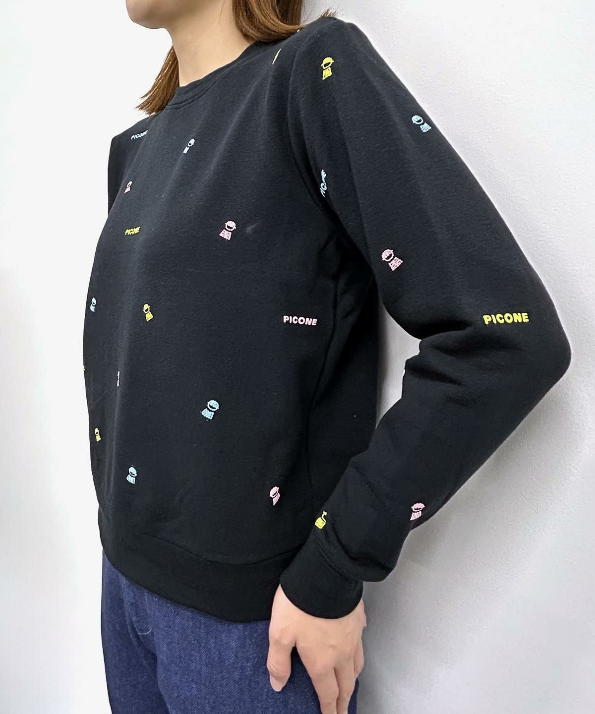 ミニプリント裏毛スウェット(ブラック)着用イメージ