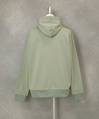 刺繍入り裏毛ジップパーカー 後ろ（カーキ）