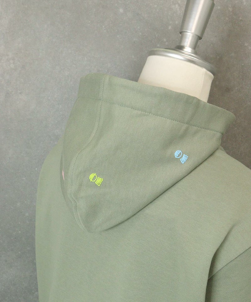 フード部分（カーキ）