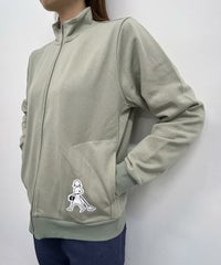 裏毛ハイネックジップスウェット(カーキ)着用イメージ