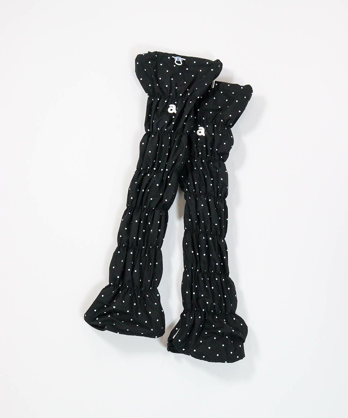 保温撥水ドット柄レッグウォーマー(ブラック)
