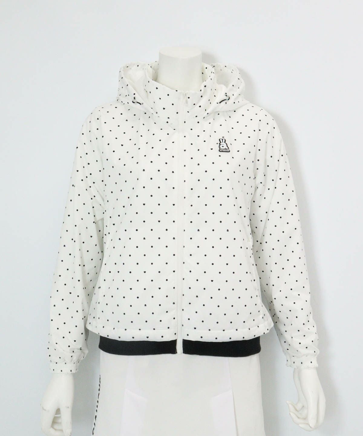 保温撥水ドット柄ブルゾン(ホワイト)前