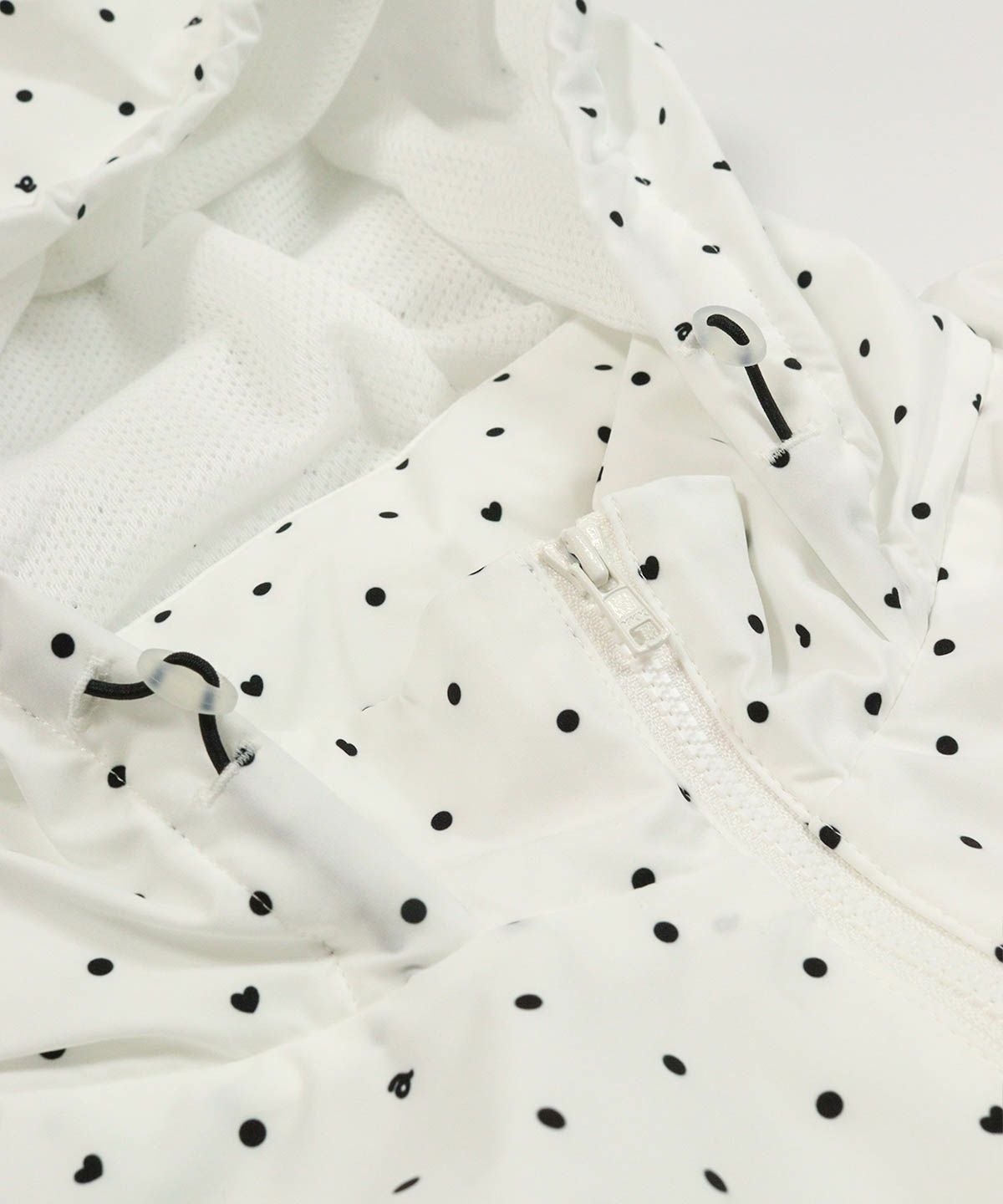 首元(ホワイト)