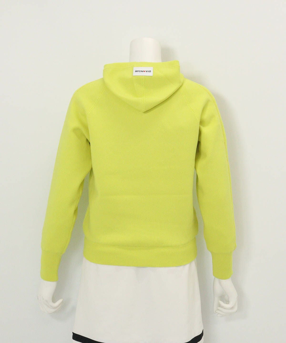 裏地付きスパンコール刺繍保温ニット|アルチビオ - ゴルフウェアや婦人