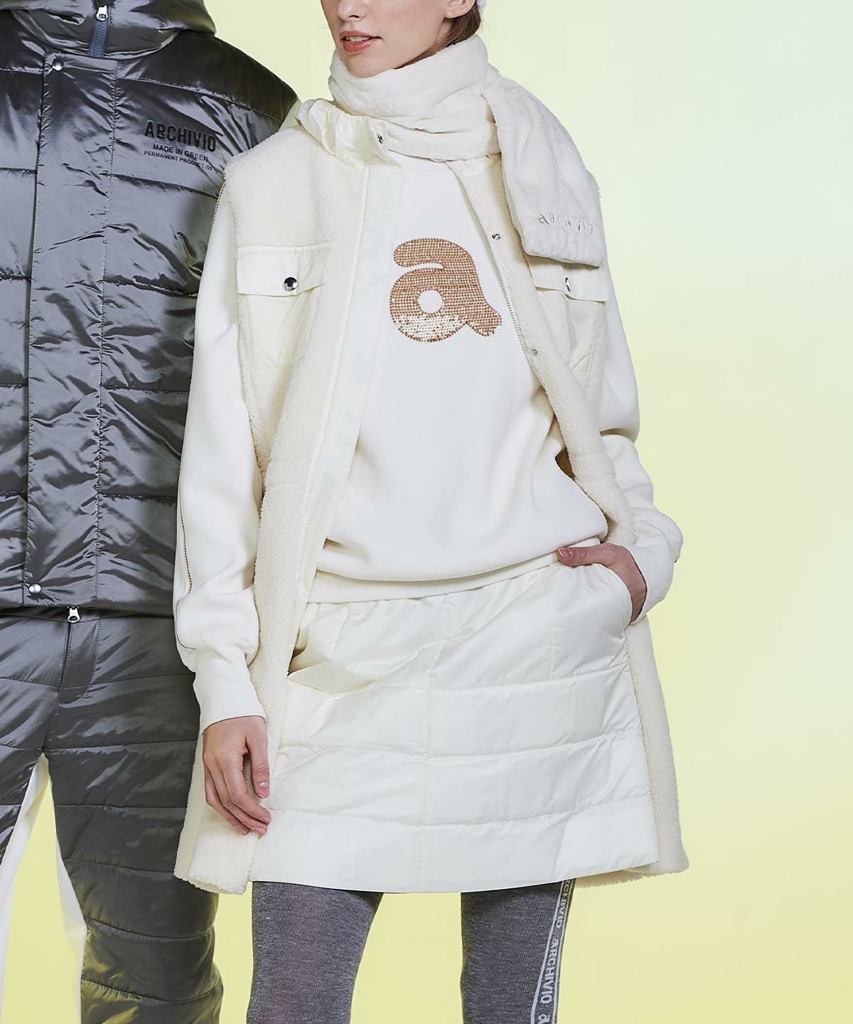 モデル着用画像(ホワイト)