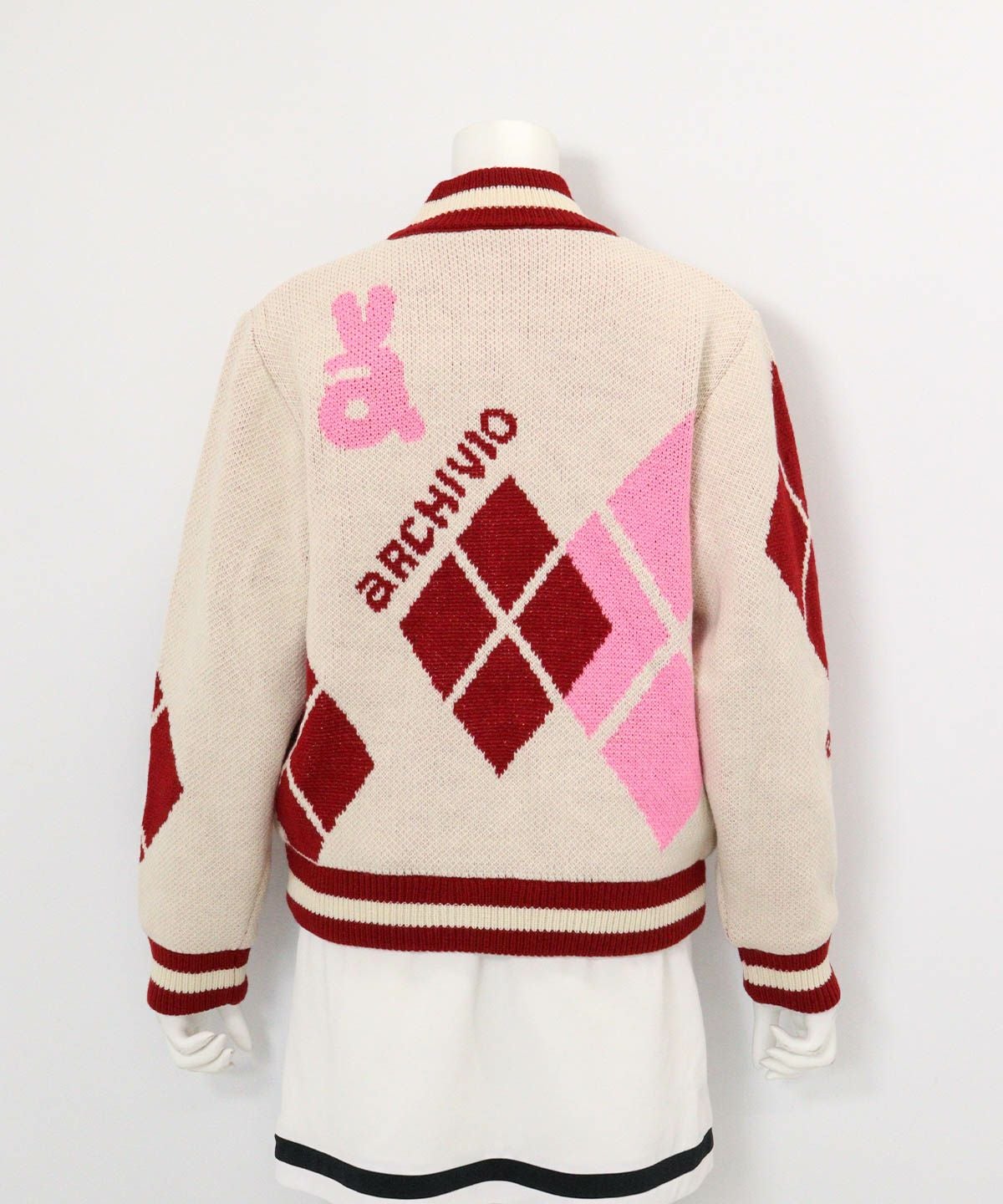 アーガイル柄ニットブルゾン(ホワイト)後ろ
