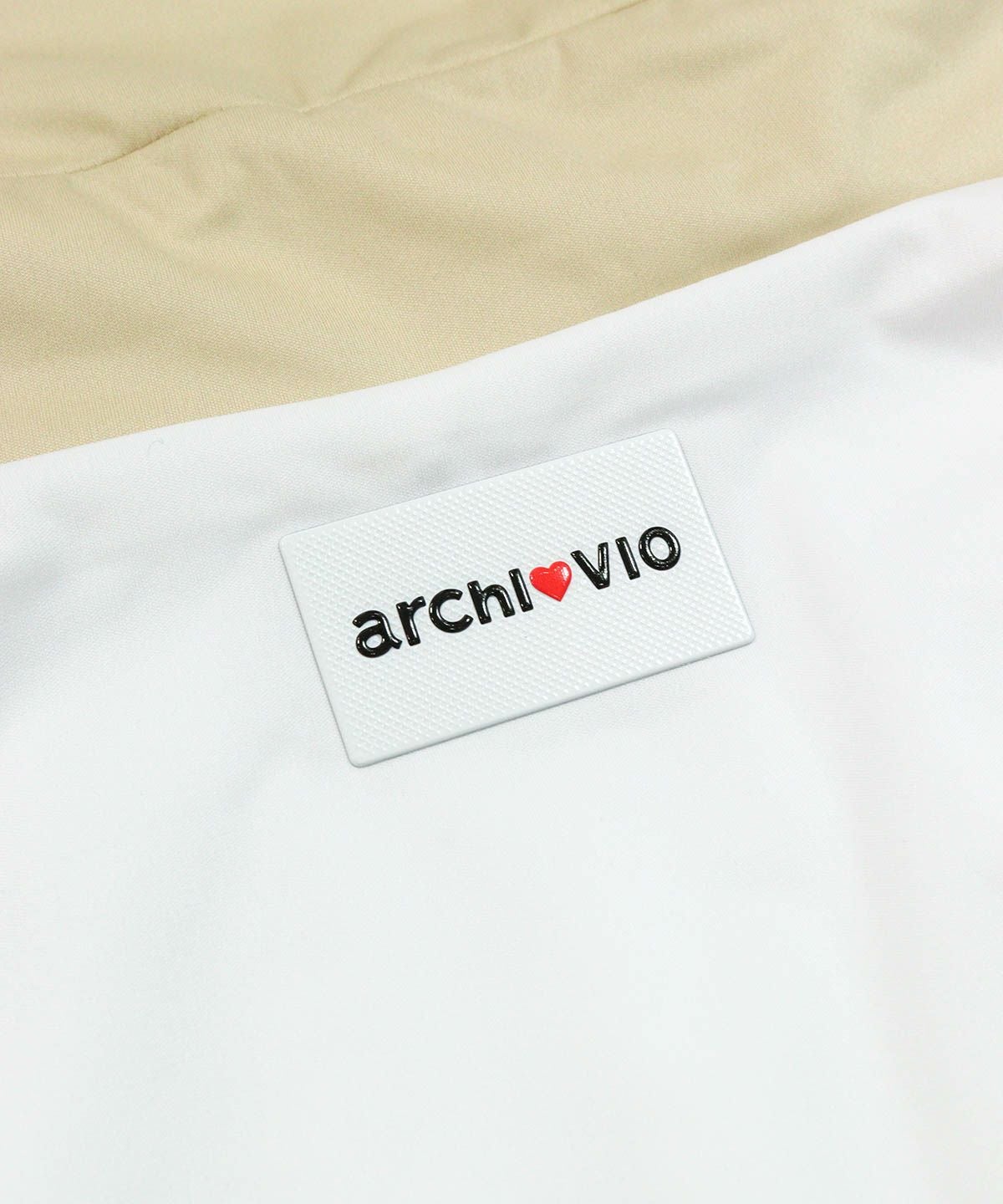 ロゴ(ベージュ)