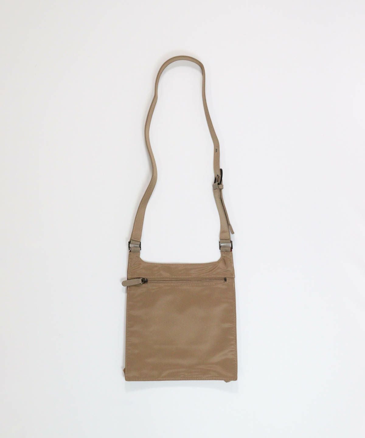 レザー切替ショルダーバッグ(ブラウン)後ろ