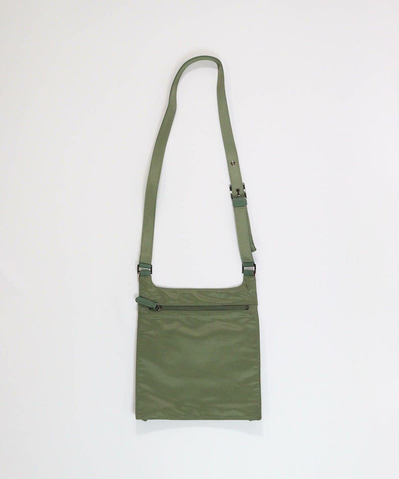 レザー切替ショルダーバッグ(カーキ)後ろ