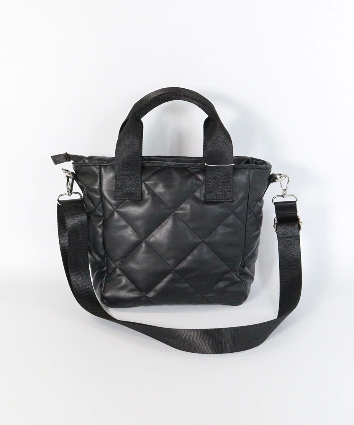 キルティングミニバッグ(ブラック)後ろ